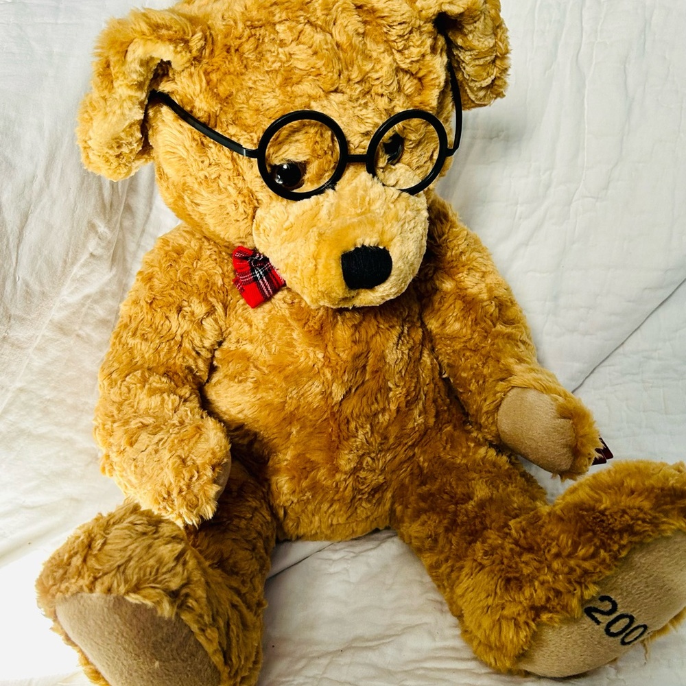 Dillard’s 2003 Theodore Bear